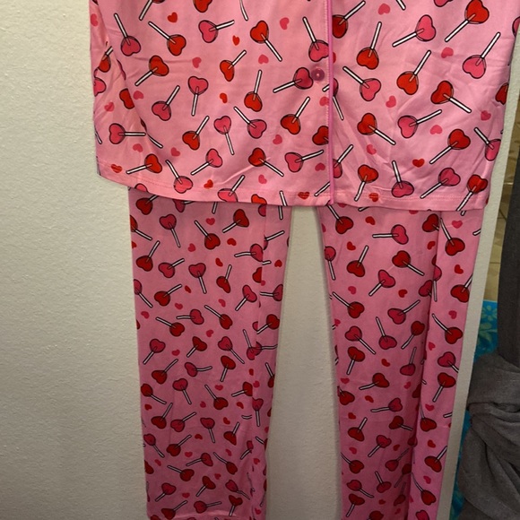Love to sleep X-Large woman’s pajamas - Picture 3 of 10